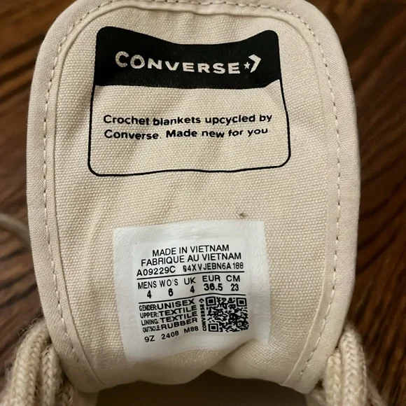 Converse Upcycle Chuck 70 Crochet Sneakers size 6 - Picture 8 of 8